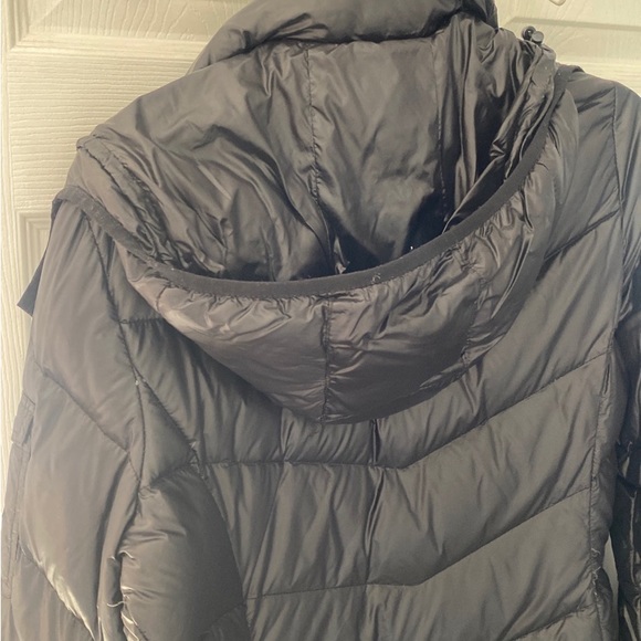 SOLD/ Andrew Marc Jacket Med Black New with out tag light weight Med - Picture 4 of 6